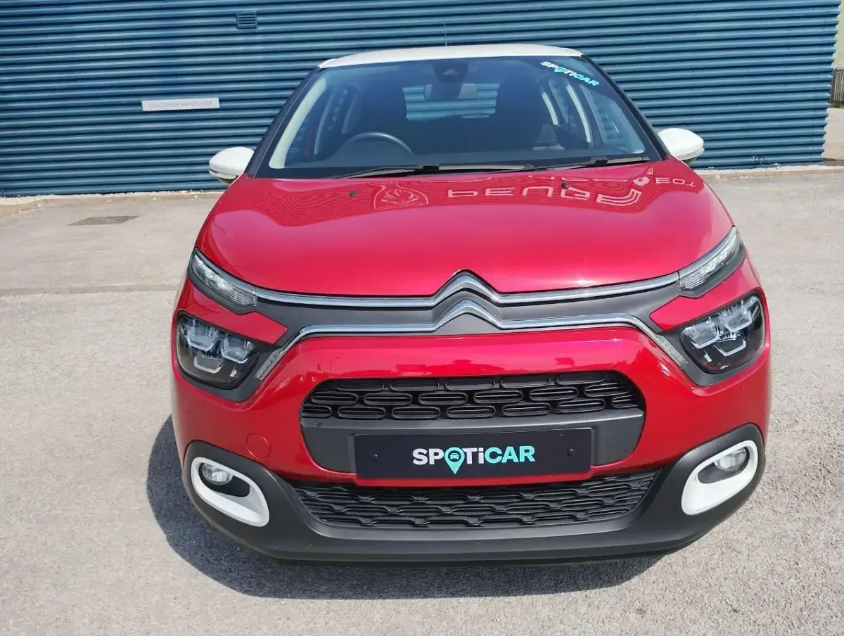 Used Citroën C3 PureTech 82 HP (60 kW) 2021 Red Hatchback