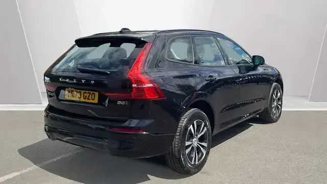 Used Volvo XC60 Core 247 HP (181 kW) 2024 SUV