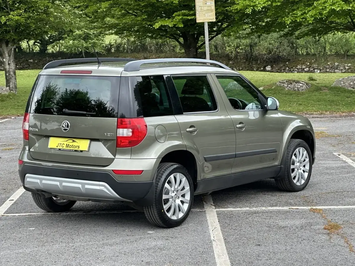 Używany Skoda Yeti SE 110 KM (80 kW) 2016 Zielony SUV