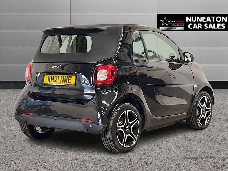 Used Smart ForTwo Electric Drive Premium 60 kW (82 HP) 2021 Black Cabriolet