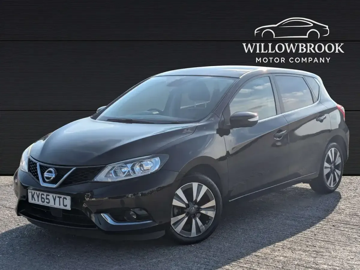 Used Nissan Pulsar S 115 HP (84 kW) 2015 Black Hatchback