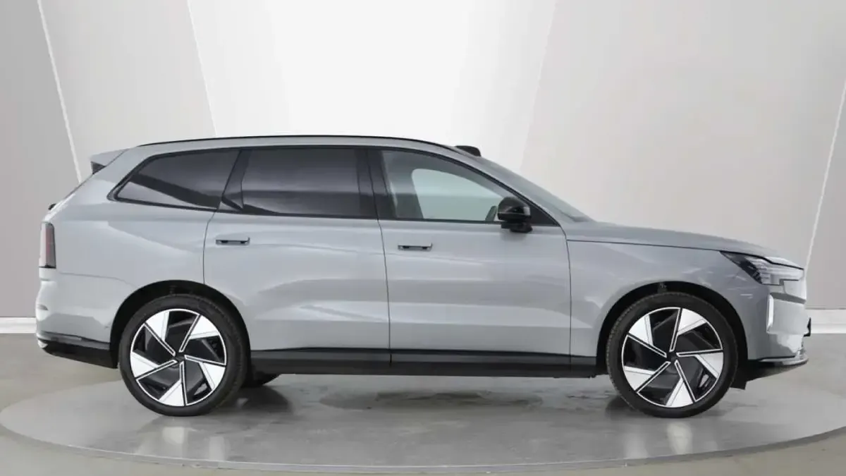 Used Volvo EX90 Performance 375 kW (510 HP) 2025 SUV