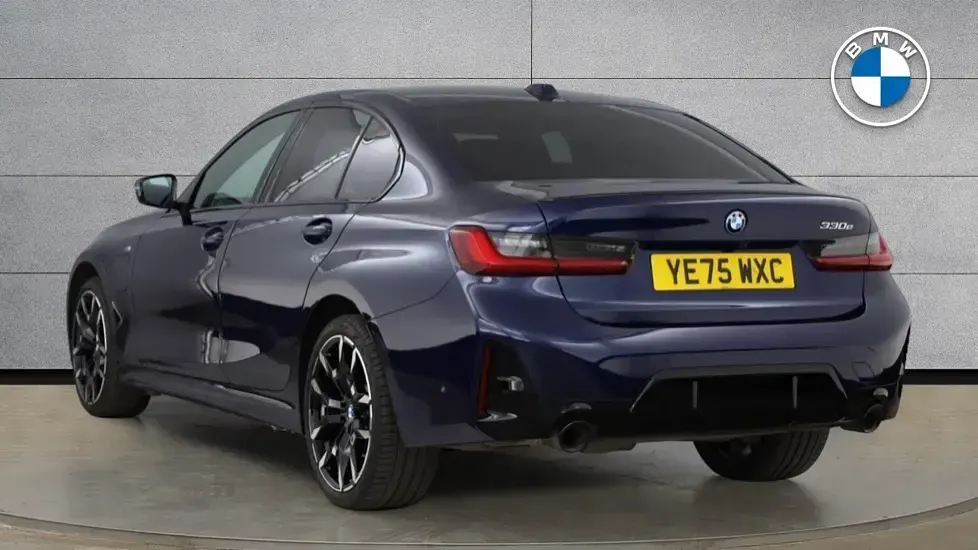 Used BMW 330e M Sport 288 HP (211 kW) 2025 Blue