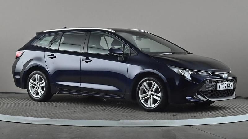 Used Toyota Corolla 122 HP (89 kW) 2022 Blue Estate