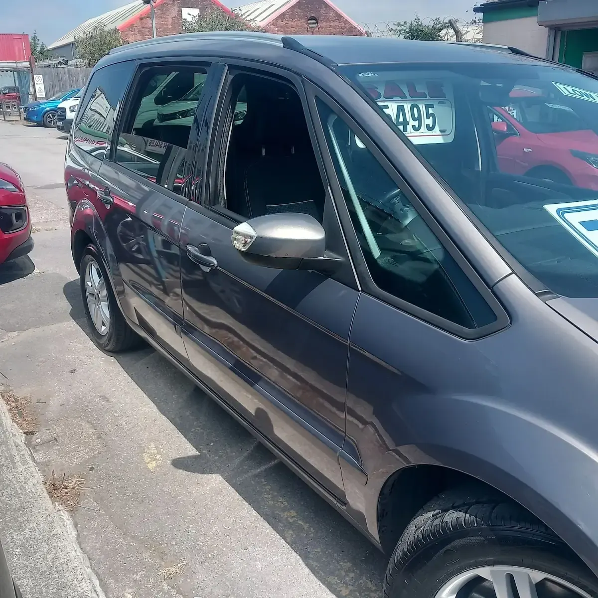 Used Ford Galaxy Zetec 115 HP (84 kW) 2014 Brown MPV