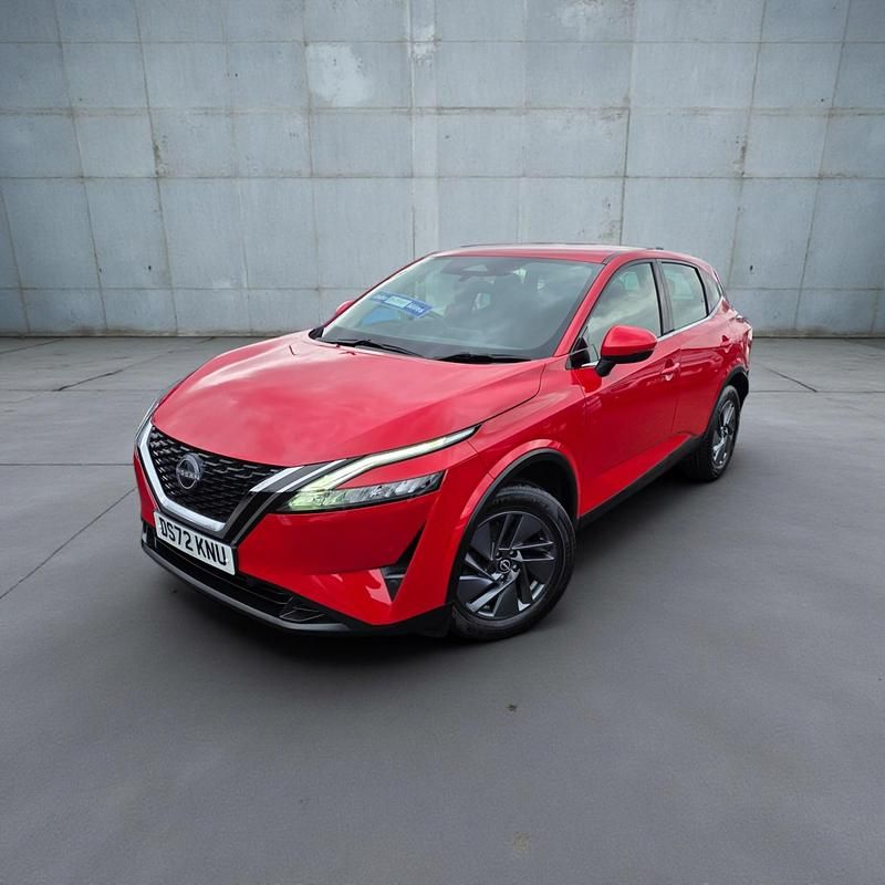 Red Used 2022 Nissan Qashqai Acenta Premium SUV | £14,695 (Good price) - Image 1/4
