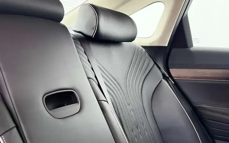 Used Genesis G80 305 HP (224 kW) 2025 Blue Sedan