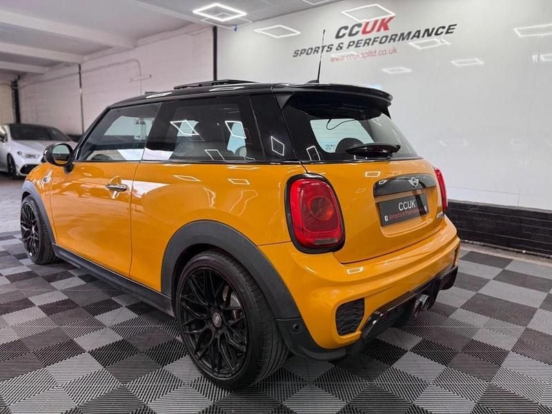 Orange Used 2014 Mini Cooper S Hatch Hatchback | £7,995 (Fair price) - Image 1/4