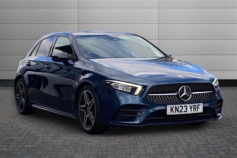 Used Mercedes A200 Executive 163 HP (119 kW) 2023 Blue Hatchback