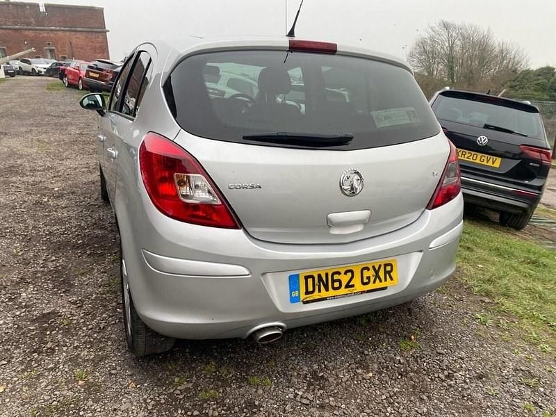 Used Vauxhall Corsa 100 HP (73 kW) 2012 Silver Hatchback