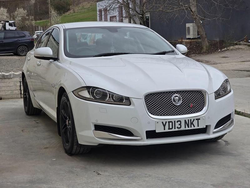 Used Jaguar XF Luxury 2013 White Sedan