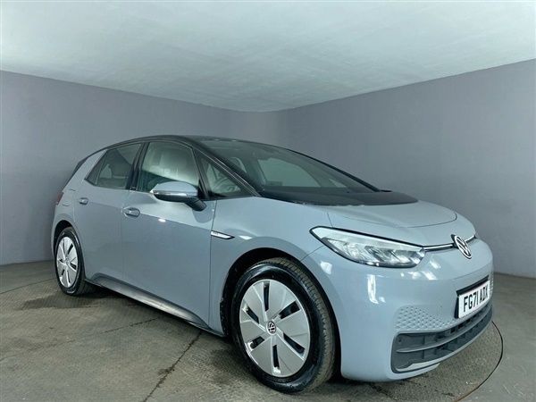 Grey Used 2021 VW ID.3 Pro Performance Hatchback | £11,799 (Good price) - Image 1/4