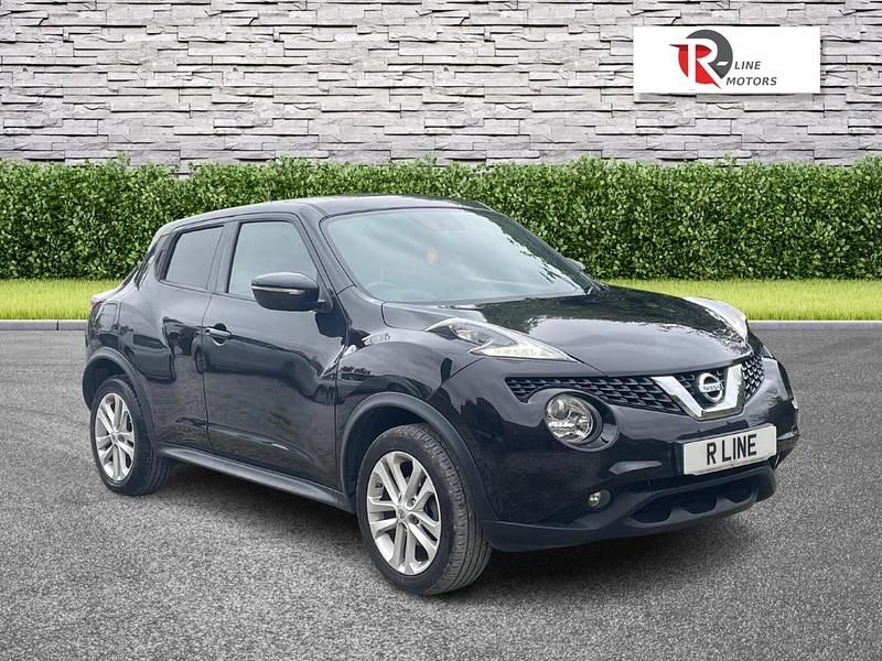 Black Used 2015 Nissan Juke Acenta Premium SUV | £4,195 (Fair price) - Image 1/4