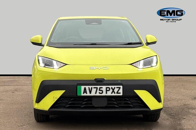 New BYD Dolphin Active 64 kW (88 HP) 2025 Green Hatchback