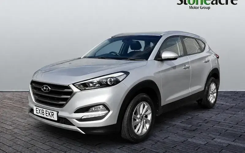 Used Hyundai Tucson SE 177 HP (130 kW) 2018 Silver SUV
