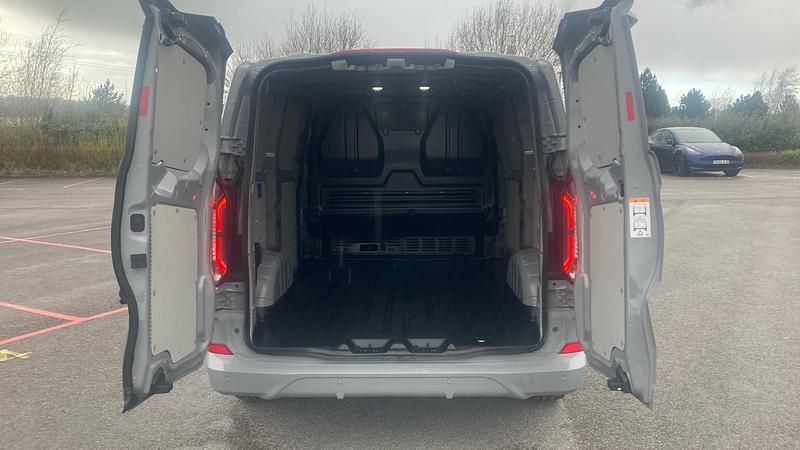 Used Ford Transit Custom Sport 170 HP (125 kW) 2025 Van
