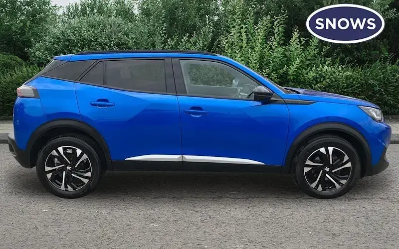 Used Peugeot 2008 Allure+ 101 HP (74 kW) 2023 Blue SUV