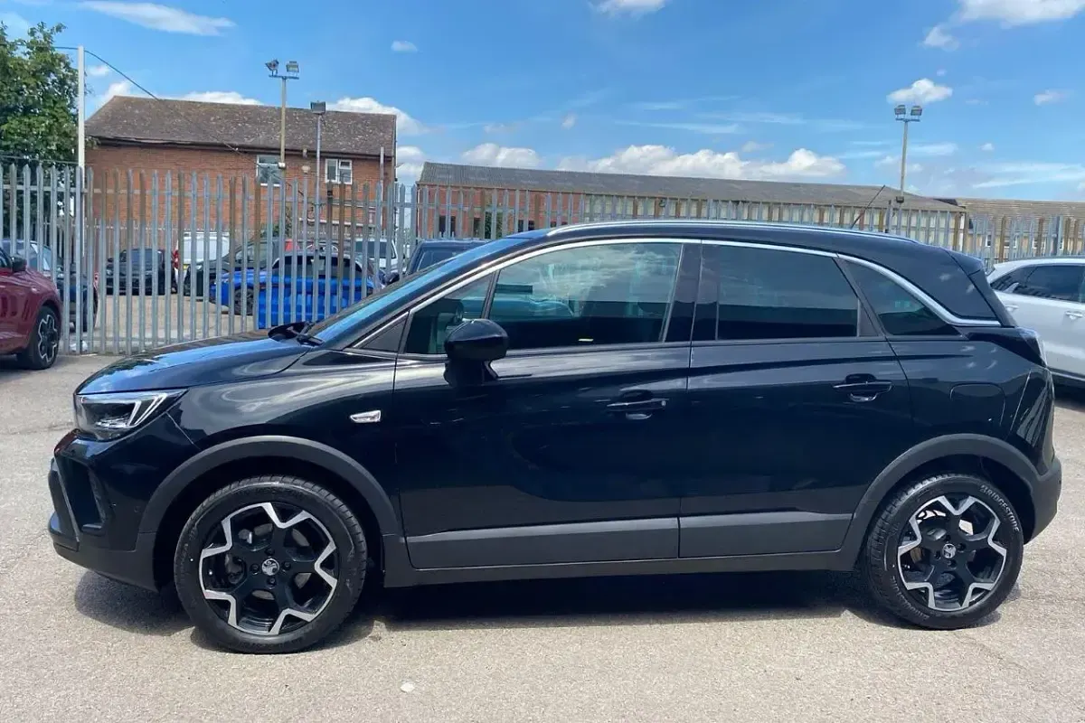Used Vauxhall Crossland Ultimate 130 HP (95 kW) 2024 Black SUV