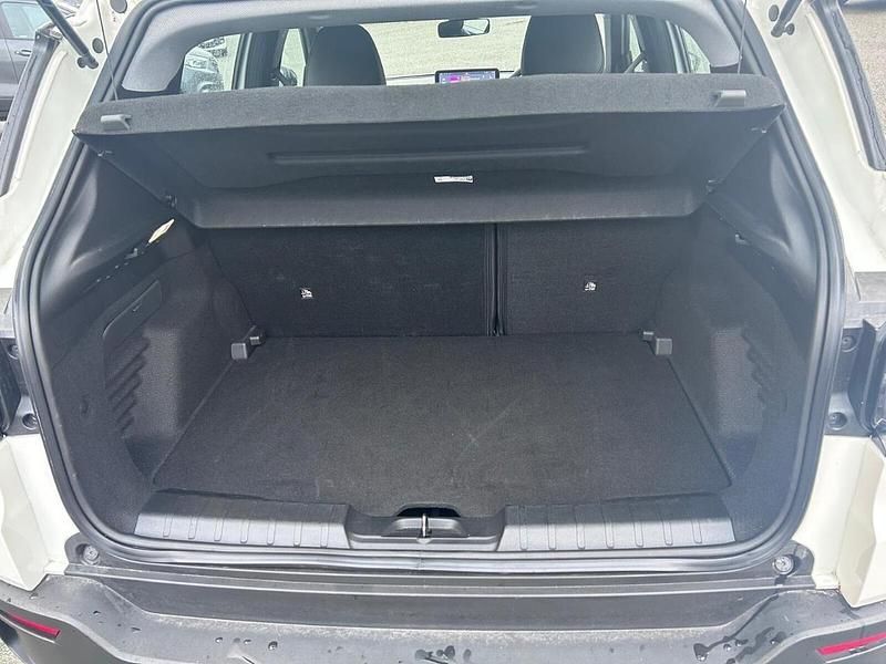 Used Jeep Avenger Altitude 100 HP (73 kW) 2024 White SUV