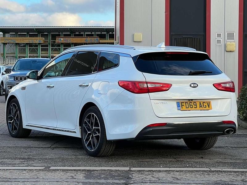 Used Kia Optima 2019 White Estate