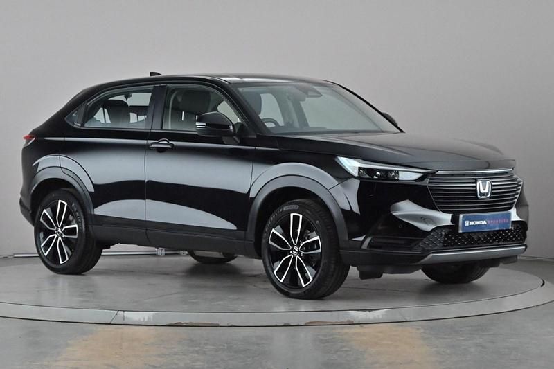 Used Honda HR-V Elegance 131 HP (96 kW) 2023 Black SUV