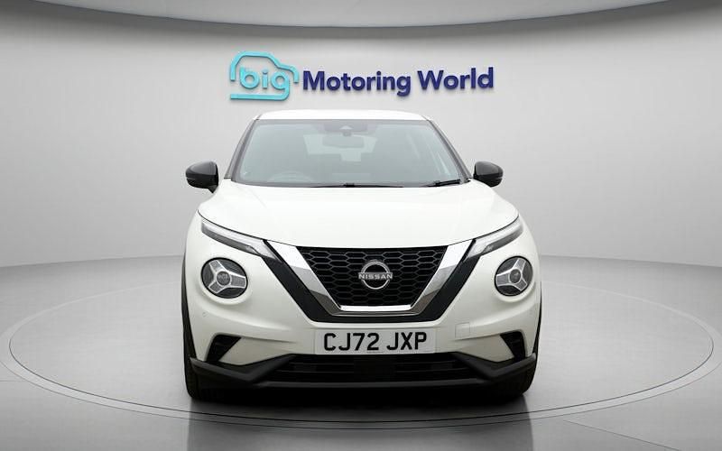 Used Nissan Juke N-Connecta 114 HP (83 kW) 2023 White SUV