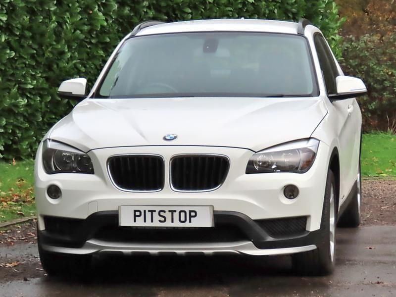 White Used 2015 BMW X1 SUV | £11,800 (Fair price) - Image 1/3