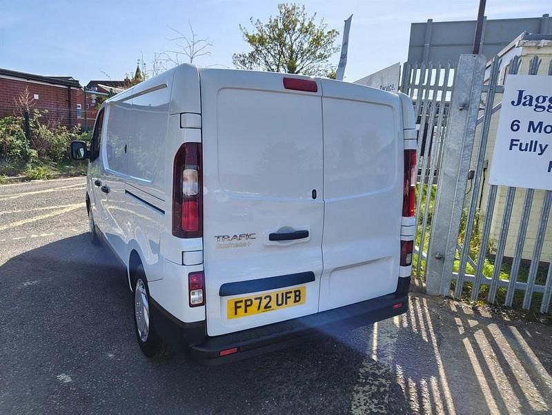 Begagnad Renault Trafic Business 2022 Vit