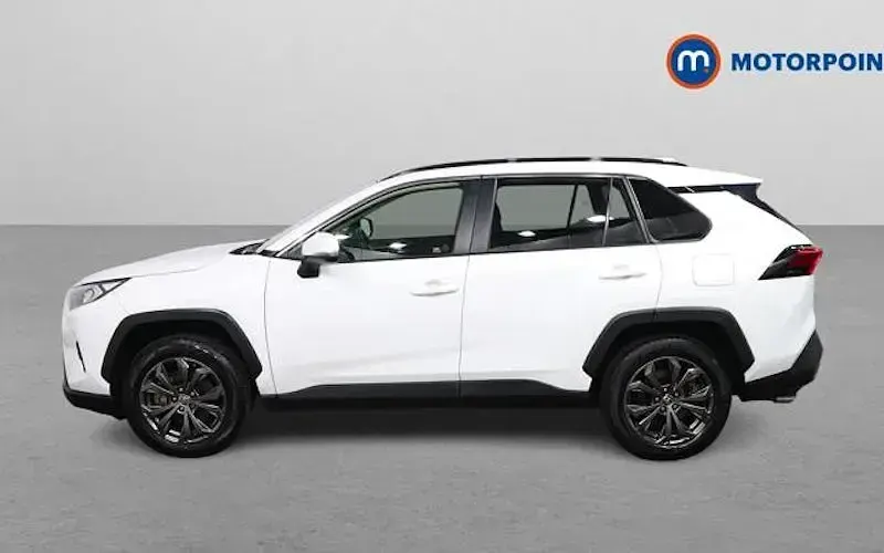 Usado Toyota RAV4 Design 218 CV (160 kW) 2025 SUV