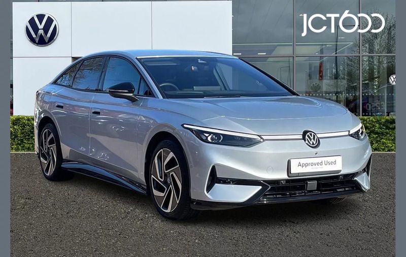Silver Used 2024 VW ID.7 Pro Sedan | £30,357 (A bit pricey) - Image 1/4