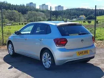 Usado VW Polo SEL 115 HP (84 kW) 2019 Prateado Citadino