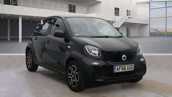 Black Used 2016 Smart ForFour Premium Hatchback | £3,795 (Fair price) - Image 1/4