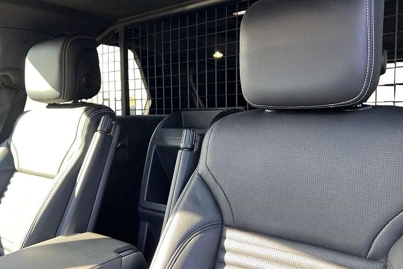 Used Land Rover Discovery 5 SE 345 HP (253 kW) 2025 Grey SUV