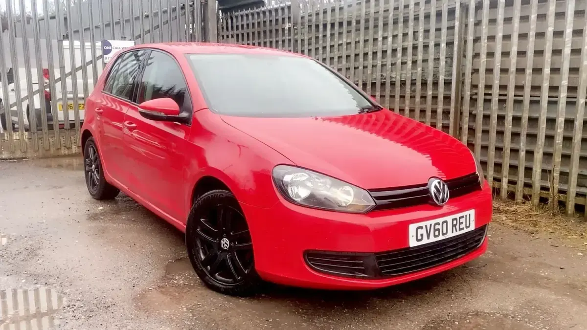 Used VW Golf VI 79 HP (58 kW) 2011 Red Hatchback