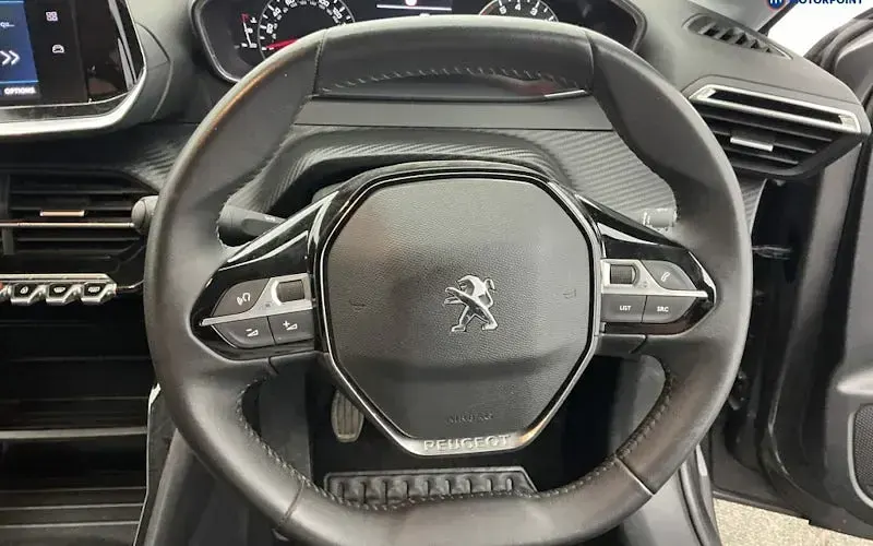 Used Peugeot 208 Active+ 75 HP (55 kW) 2022 Grey Hatchback