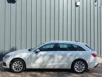 Used Audi A4 Comfort 150 HP (110 kW) 2023 White Estate