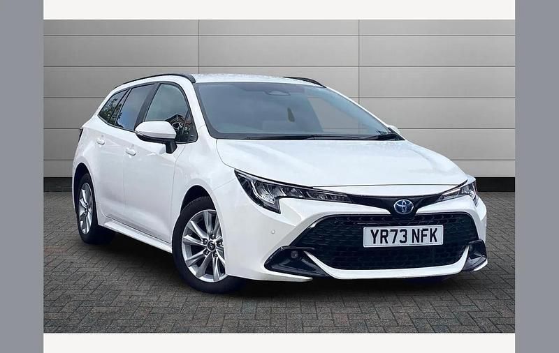 White Used 2023 Toyota Corolla Sport Estate | £23,495 (Fair price) - Image 1/4