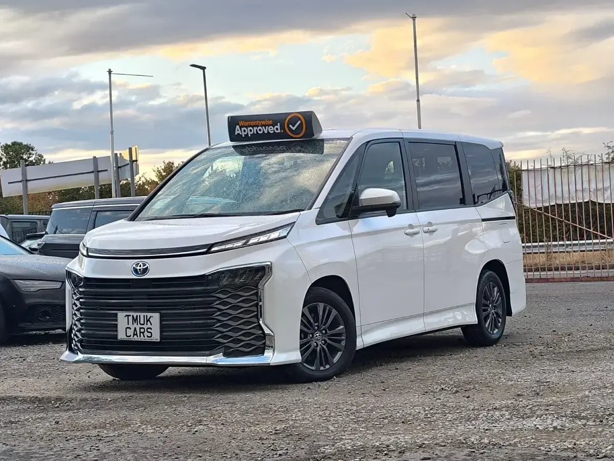 Used Toyota Voxy 2025 White MPV