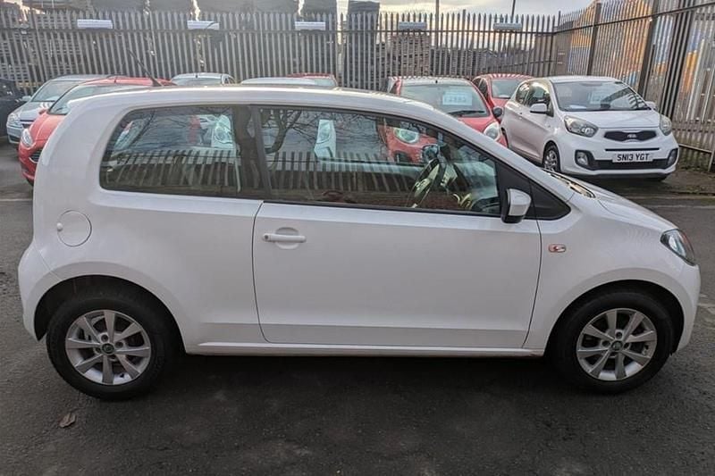 White Used 2014 Skoda Citigo SE Hatchback | £2,495 (Fair price) - Image 1/1