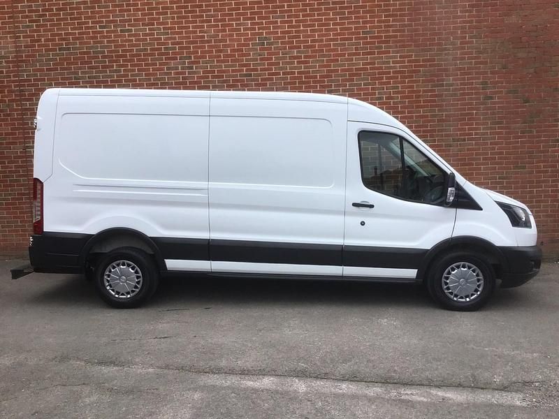 Used Ford Transit 130 HP (95 kW) 2017 White Van
