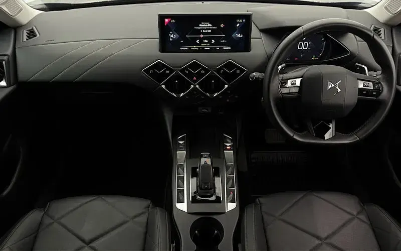 Used DS Automobiles DS3 Crossback Rivoli 131 HP (96 kW) 2022 Black SUV