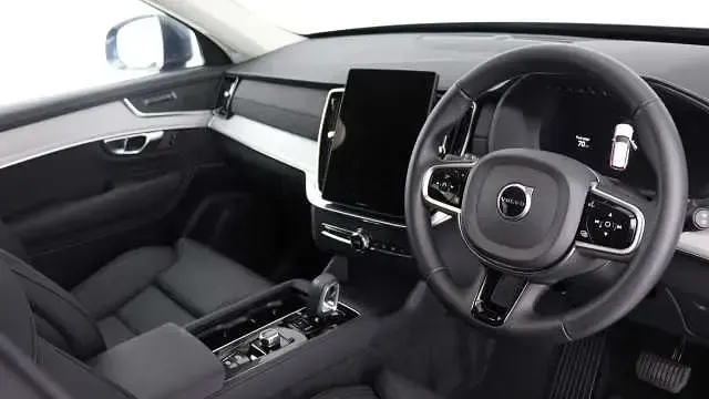 Used Volvo XC90 Core 250 HP (183 kW) 2025 SUV