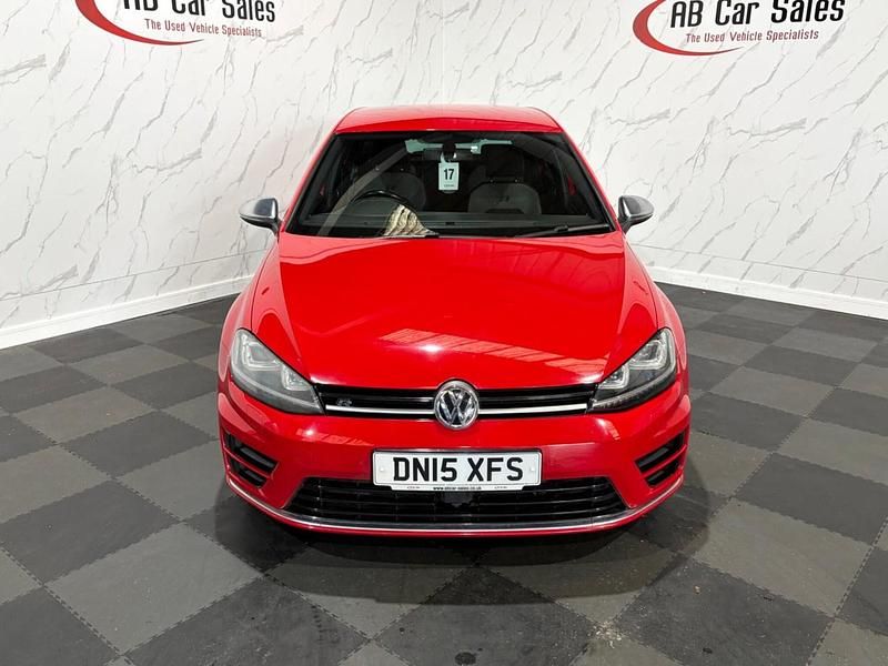 Used VW Golf VII R 2015 Red Hatchback