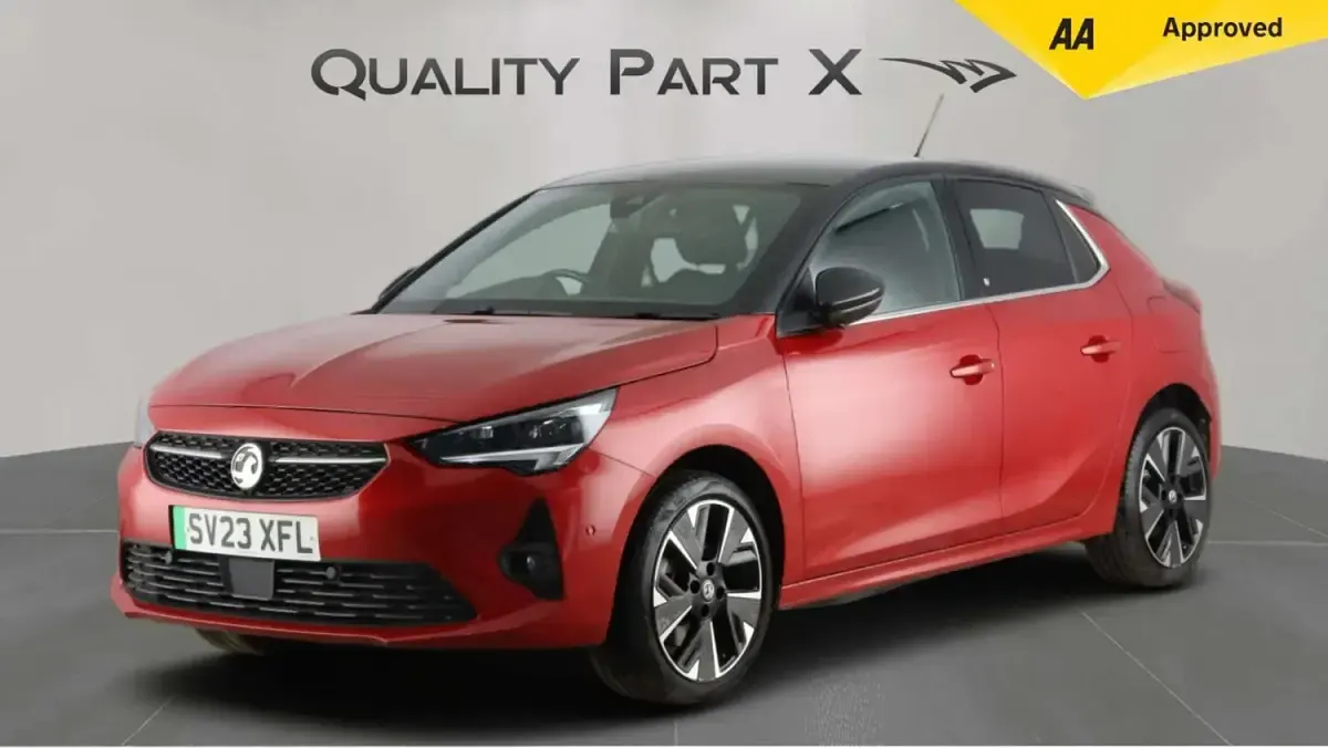 Käytetty Vauxhall Corsa-e Ultimate 100 kW (136 HP) 2023 Punainen Viistoperä