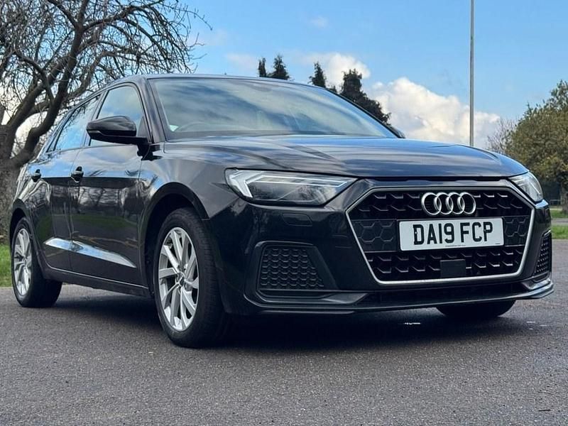 Used Audi A1 Sportback Sport 95 HP (69 kW) 2019 Black Hatchback