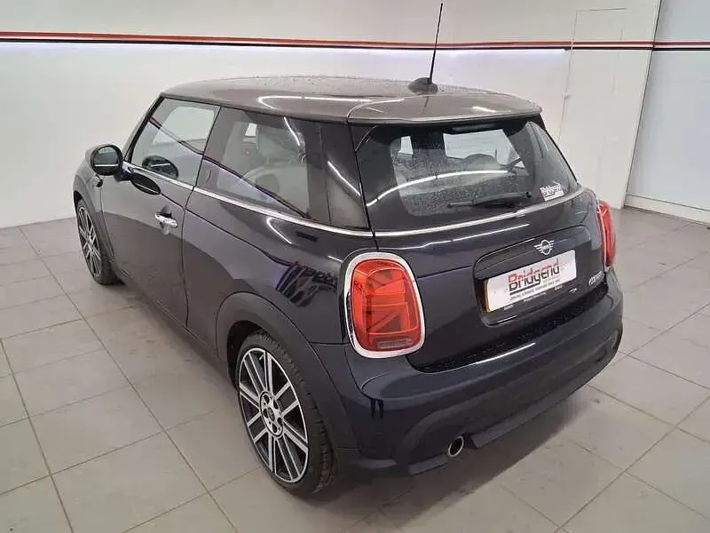 Used Mini Cooper Exclusive 2022 Blue/black Hatchback