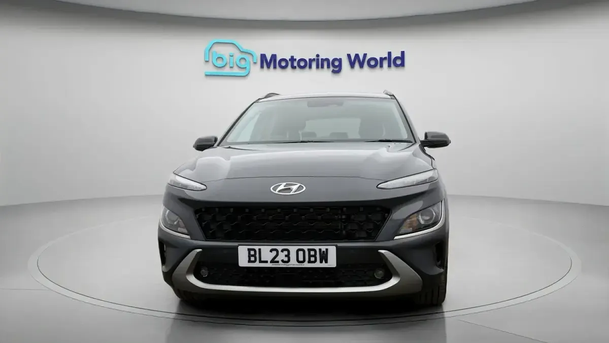 Used Hyundai Kona Premium 141 HP (103 kW) 2023 Grey SUV