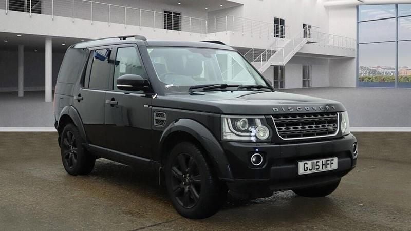Black Used 2015 Land Rover Discovery 4 SE SUV | £11,990 (Good price) - Image 1/4