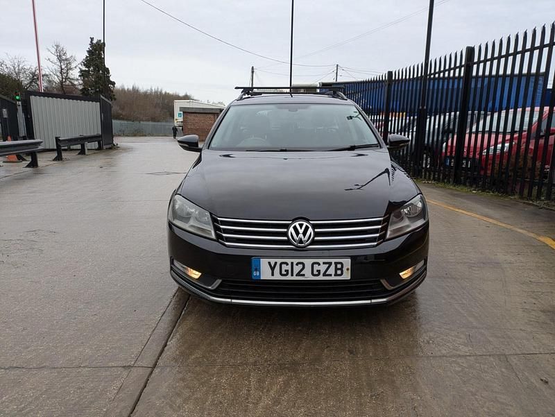 Used VW Passat SE 140 HP (102 kW) 2012 Black Estate