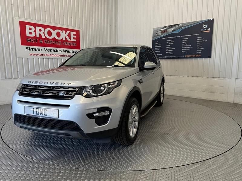Used Land Rover Discovery Sport SE 180 HP (132 kW) 2016 Silver SUV
